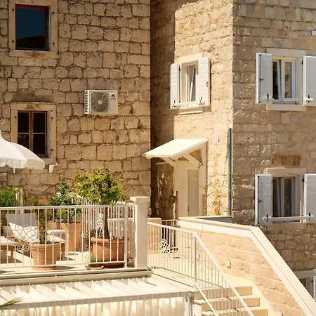 לינה וארוחת בוקר Ibella Boutique ספליט