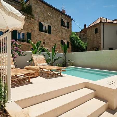 Ibella Boutique 4*