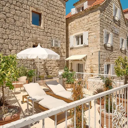 Ibella Boutique Bed & Breakfast