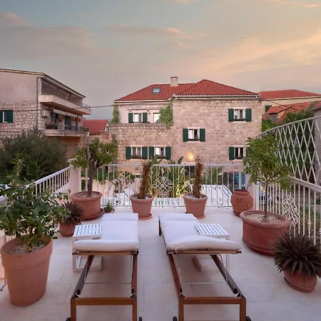 Ibella Boutique Bed & Breakfast