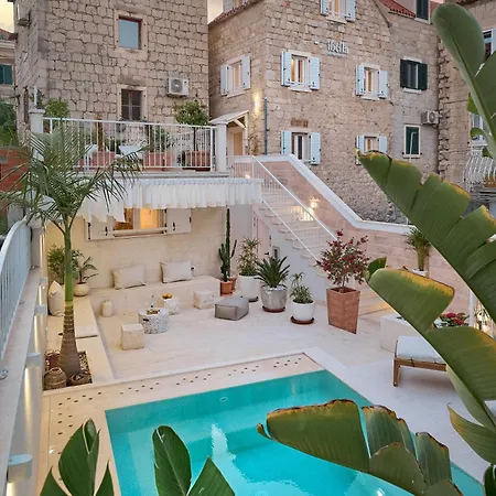Ibella Boutique Bed & Breakfast 4*